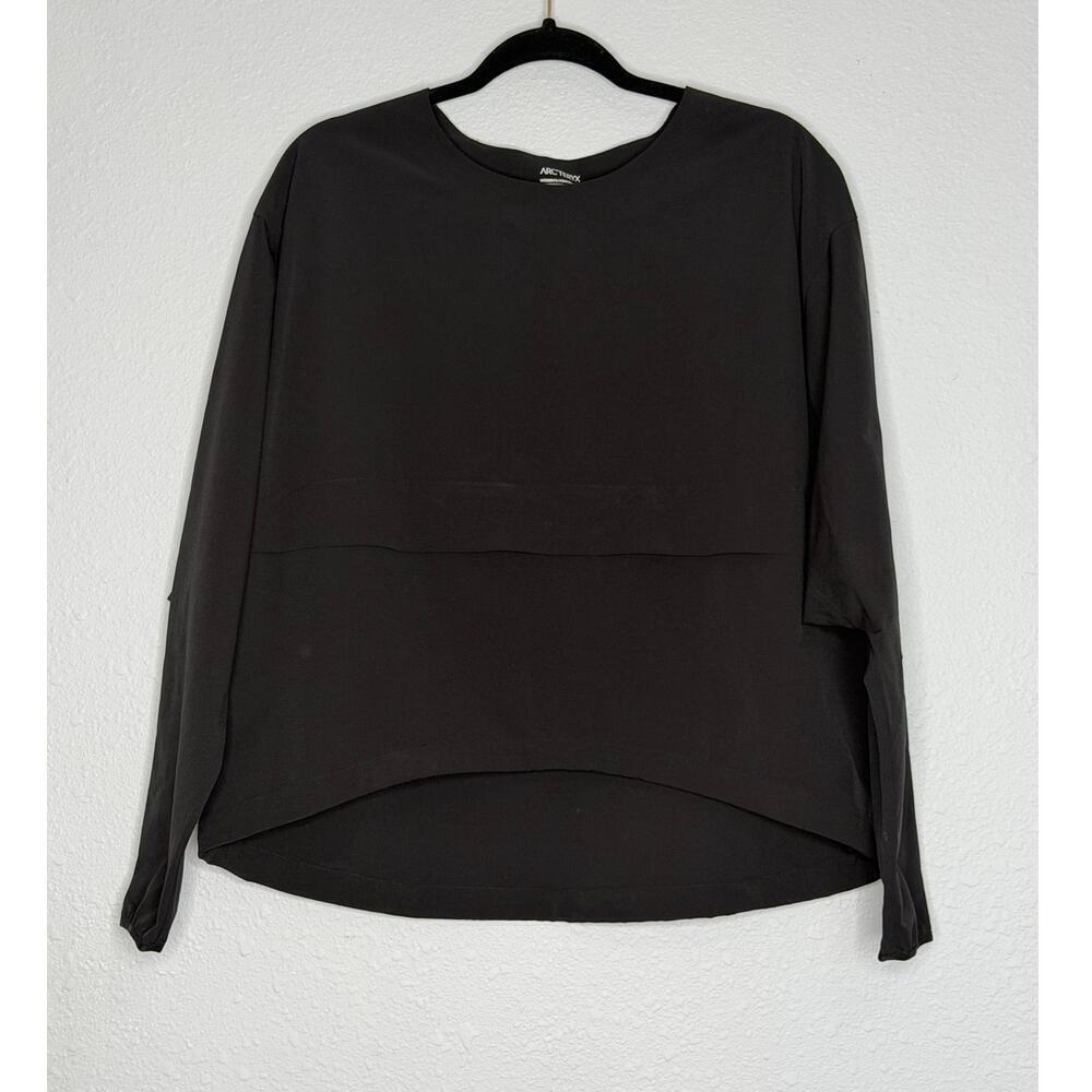 Arc’teryx Women’s Contenta Pullover Black LongSleeve Shirt / Size-Medium